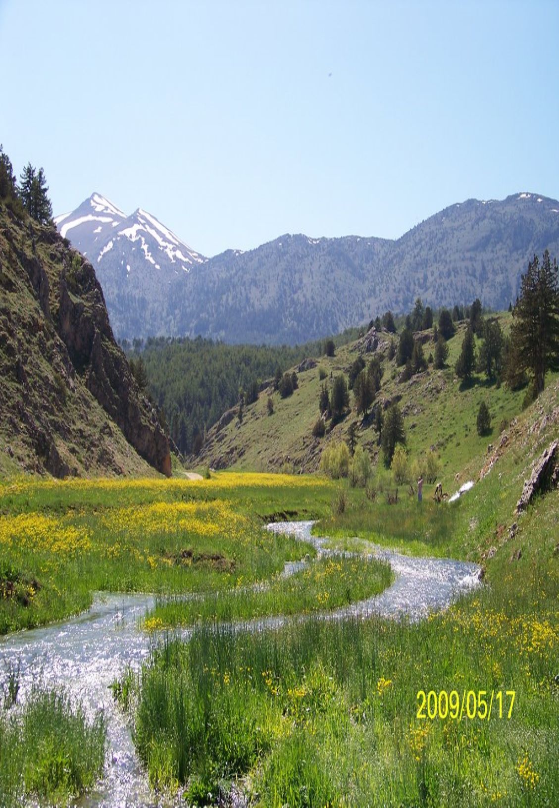 Yemyeşil Göksun Mehmetbey Gözü Okulumuza 15 Km. Uzaklıkta
